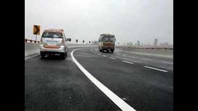 'Had no problems while constructing Lucknow-Agra e-way'