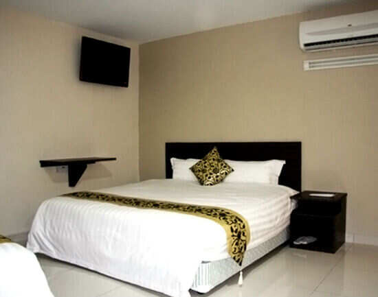 Azio Hotel