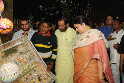 Stall allotment policy at Dilli Haat to be modified: Irani