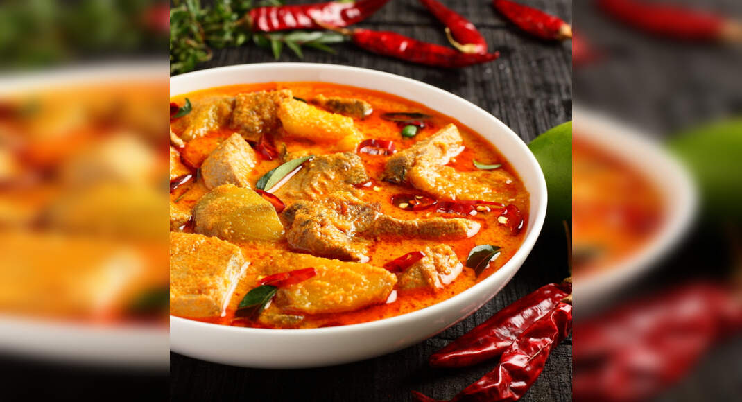 Goan Fish Curry Recipe: How to make Goan Fish Curry Recipe at Home | Homemade Goan Fish Curry Recipe