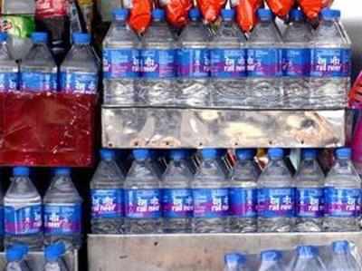 IRCTC contractor fined Rs 1 lakh by Railways for charging Rs 5 extra on water  bottle - India Today