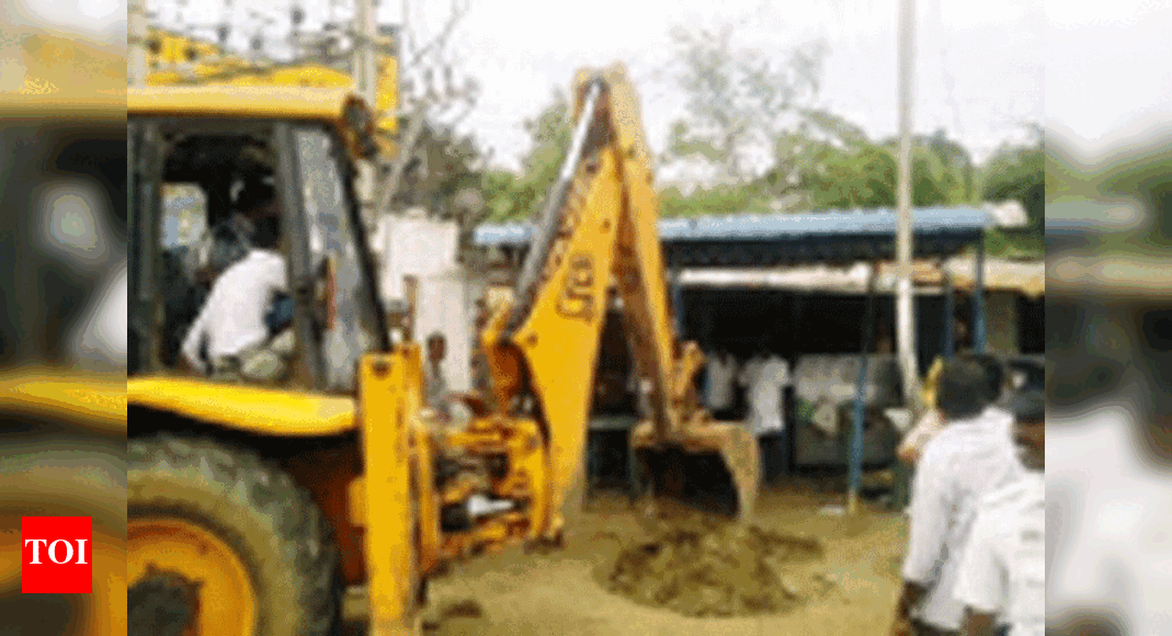 ILLEGAL ENCROACHMENTS: PCMC to form squad to demolish encroachments ...