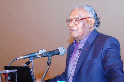 I do not think government can run good institutions: CNR Rao