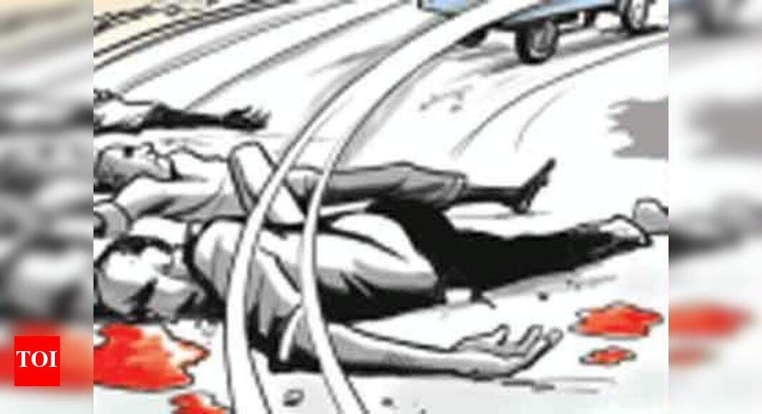 Youth killed after truck rams into bike | Thane News - Times of India
