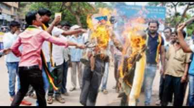 Maharashtrians facing 'atrocities' in Karnataka, Shiv Sena tells Rajnath Singh