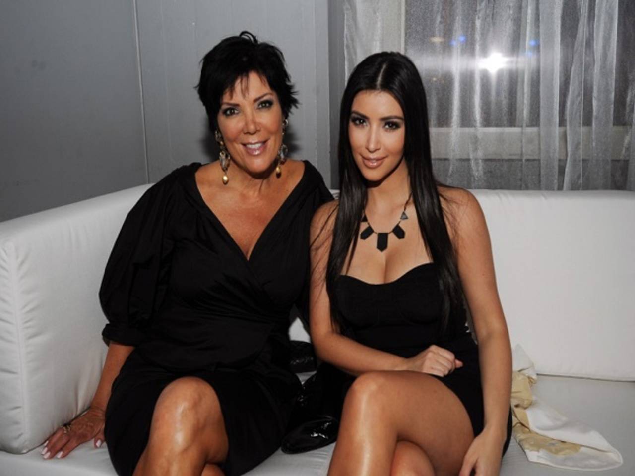 Kendall Jenner fights with mom Kris for low-key Sweet 16 party