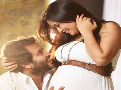PICS: Shweta Tiwari shares adorable pictures from her maternity shoot