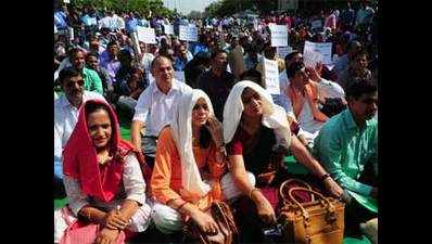 College lecturers protest against Rajasthan govt over designations