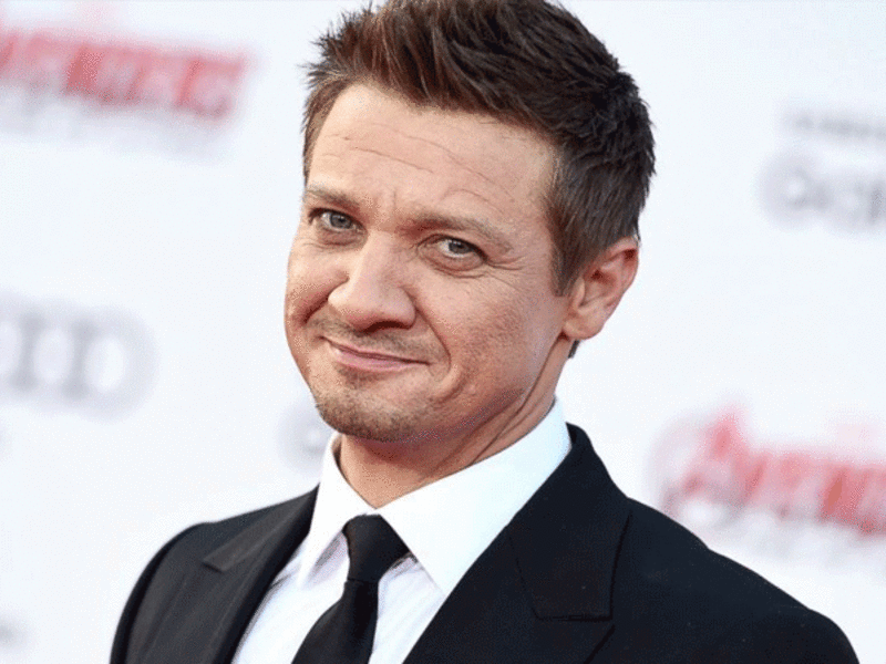 Jeremy Renner cried after watching 'Arrival' | English Movie News ...