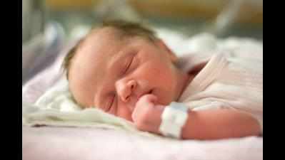 Freshly born girl child thrown from second floor by unmarried 18-year-old mother
