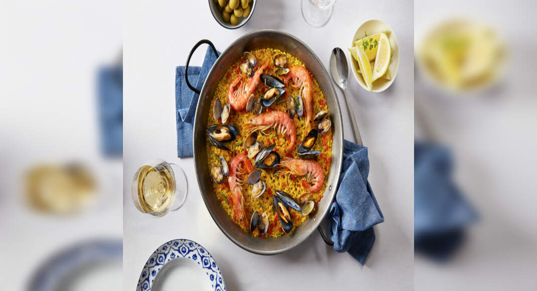 Seafood Paella Recipe: How to Make Seafood Paella Recipe | Homemade Seafood Paella Recipe