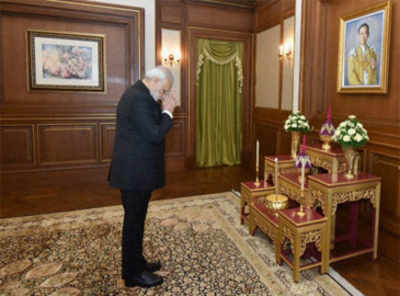 PM Modi pays homage to late Thai king in Bangkok