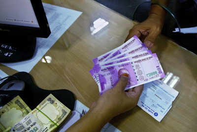 Enough cash is available, RBI says