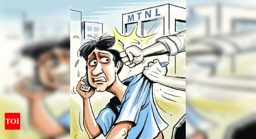 Irate customers attack bank staff in Kolkata, Howrah | Kolkata News ...