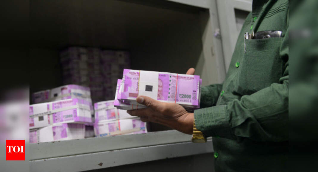 Wrong Urdu Text On New Rs 2000 Notes Scholars Say Chennai News