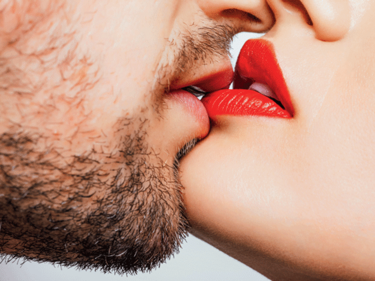 Reasons you should express yourself with a Kiss image image pic