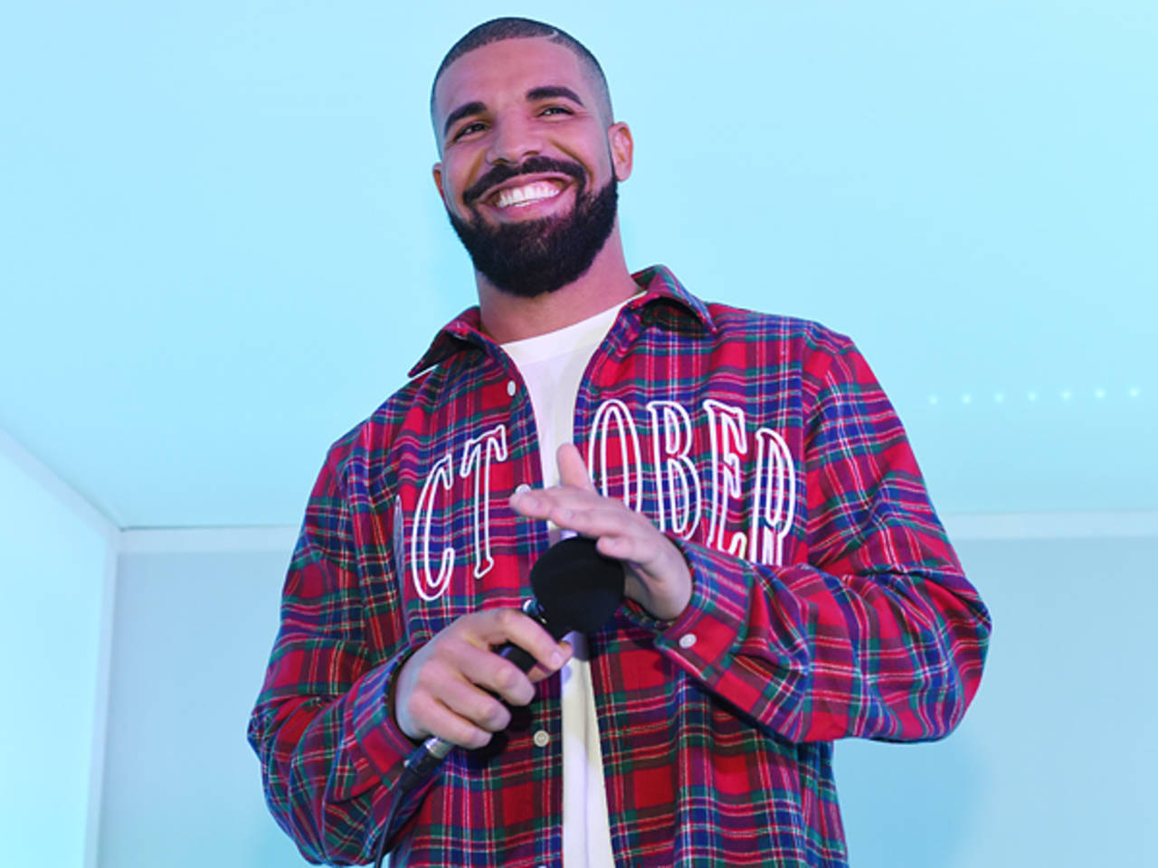 Drake slammed for getting pathetic tattoo that mocks the Beatles  Mirror  Online