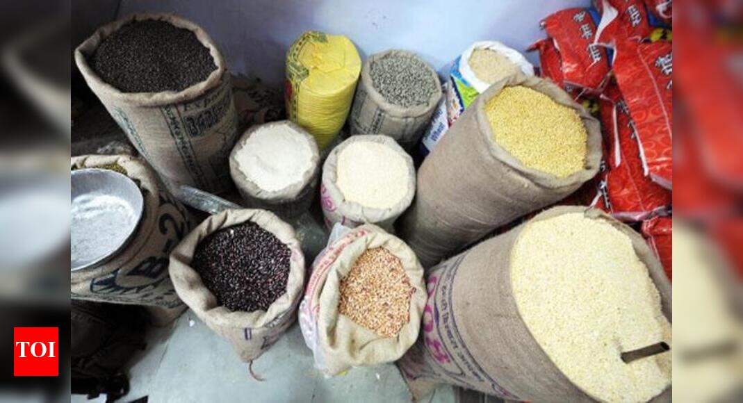 Cash-strapped villagers loot wheat, rice in MP's Chhatarpur | Bhopal ...