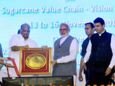 <arttitle><u/>Modi-Pawar bonhomie on display as PM lauds Maratha strongman</arttitle>