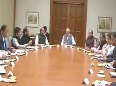 PM Modi holds meeting to review demonetisation process