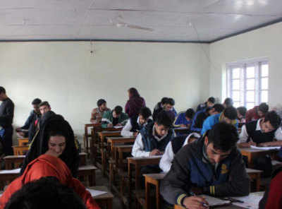 J&K students defy separatists, 95% turn out for class XII exams