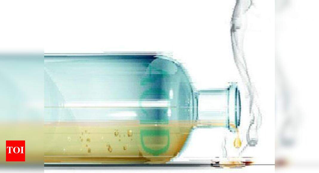 Throw Acid Man threatens to throw acid on girl, booked Kanpur News