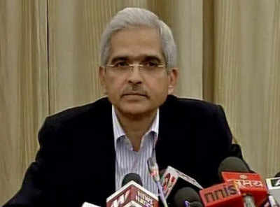 Registered traders can draw up to Rs 50,000 per week: Shaktikanta Das