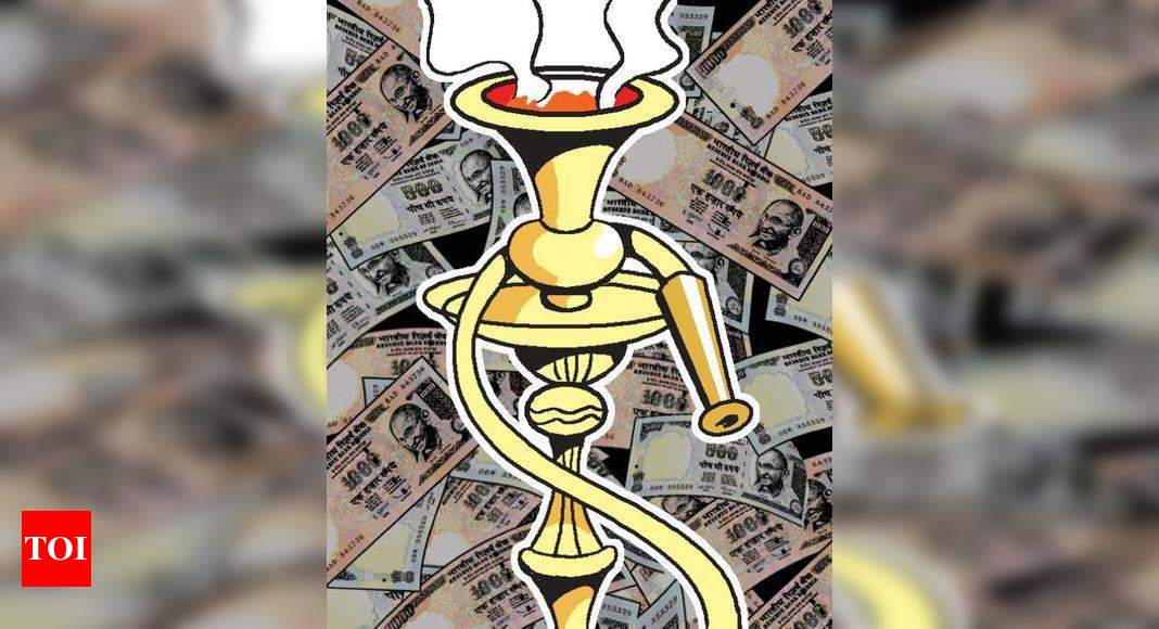 Crackdown On Hookah Bars In Ahmedabad Cops crack down on hookah bars