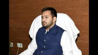 Tejashwi, Congress slam PM for campaigning in UP despite tragedy