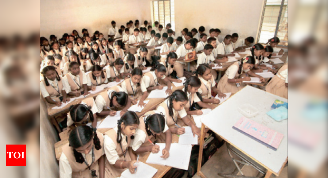 at-bengaluru-govt-aided-school-100-students-packed-in-classroom