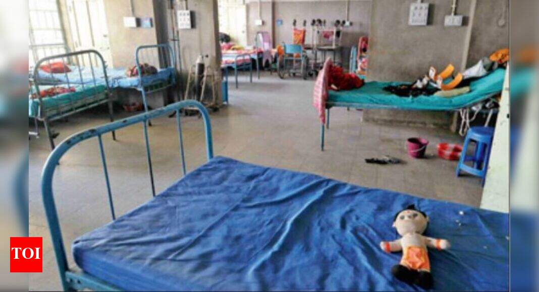 Sskm Hospital Moms, babies in frantic run to safety Kolkata News