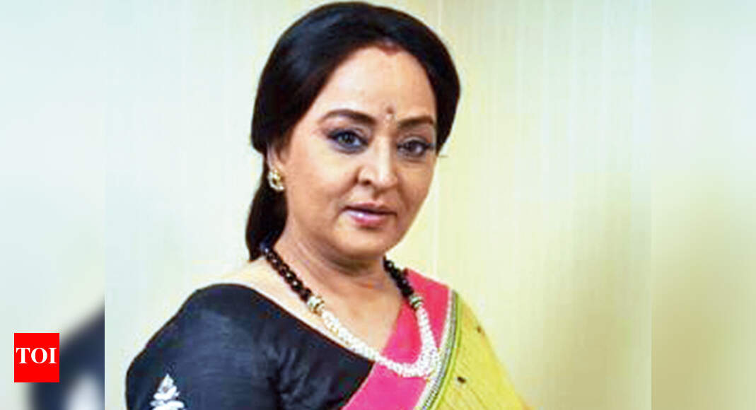 Yaro Ka Tashan Actress Name With Photo Shoma Anand in 'YARO Ka Tashan' - Times of India