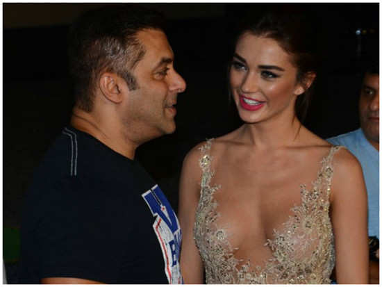 Is something brewing between Salman and Amy?