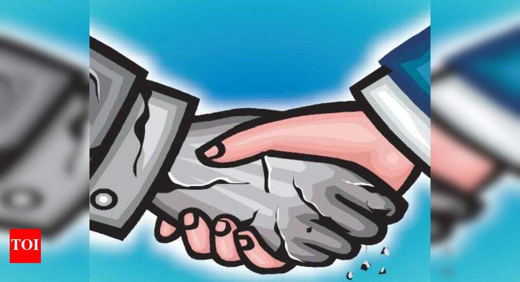 Ldf Udf Joined Hands: LDF, UDF hit out at Union govt ...