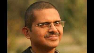 IPS officer Amitabh Thakur seeks cadre change citing threat to life