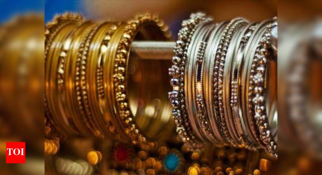 Silver Loses Sheen In Century old Jewellery Hub At Hupari Town 