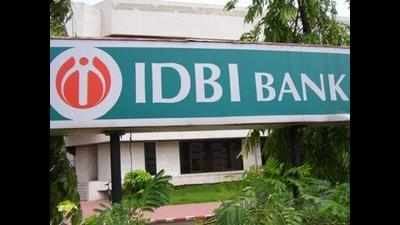 IDBI Bank begins disbursing cash through point-of-sale counter at Mumbai airport
