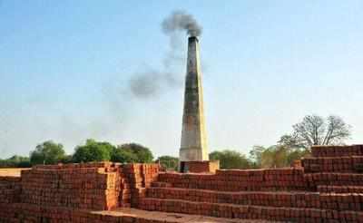DM issues notice to brick kilns over green norms