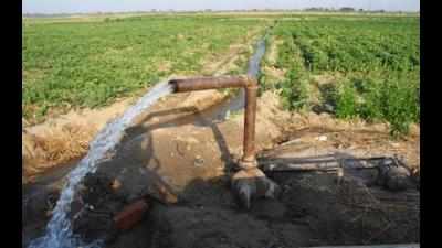 Farmers, industries booked for water theft in Aurangabad