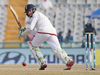 Injured Hameed to go home, England off to Dubai for break