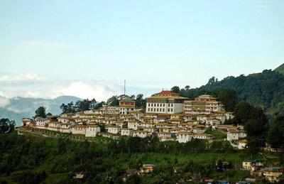 Karmapa status claimant visits Tawang for 1st time