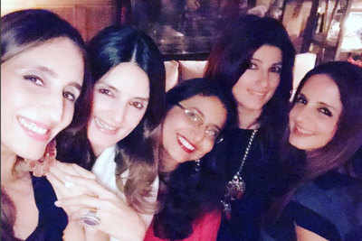 Pics: Twinkle Khanna parties with Sussanne Khan and her girl gang ...