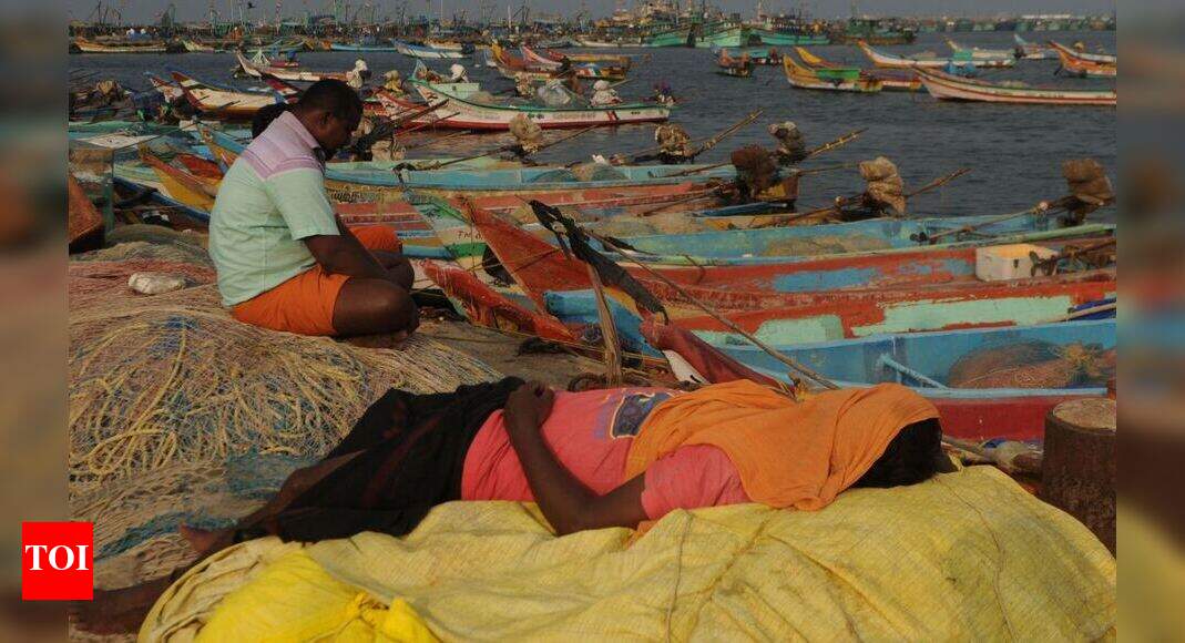 Cyclone In Chennai Cyclone Nada To Make Landfall Tomorrow Tamil