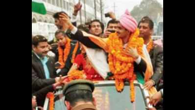 After welcome at Azamgarh, DM Suhas to receive Yash Bharti