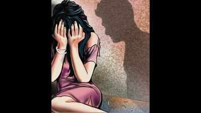 7 including minor girl rescued from prostitution