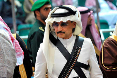 Billionaire Saudi prince calls for end to ban on women drivers