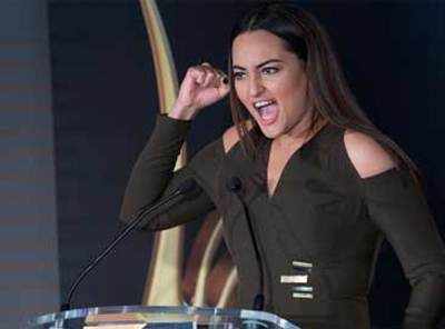 It is very important to learn to say no to a script: Sonakshi Sinha
