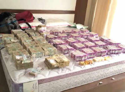 Bengaluru: New notes worth Rs 4.7 crore seized in I-T raids