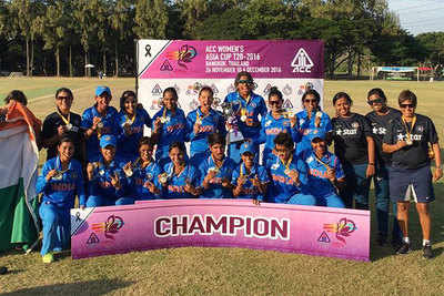 India beat Pakistan to win women's Twenty20 Asia Cup title