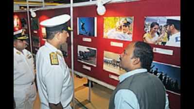 Military photo expo concludes